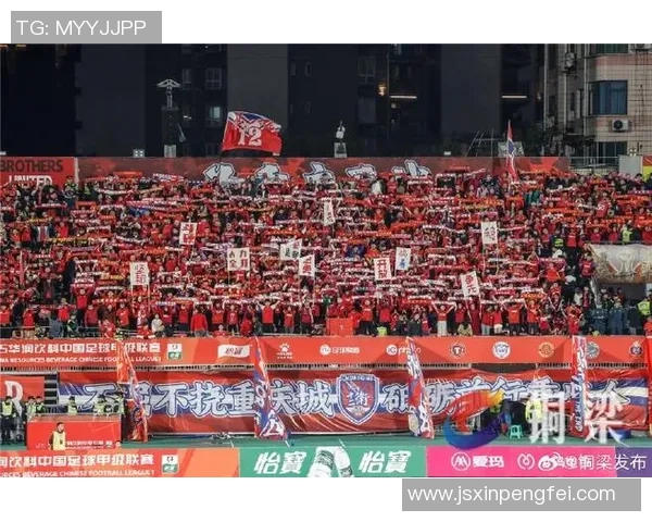 重庆足球队在灵活性排行榜中荣获第三名展现出强大竞争力与潜力